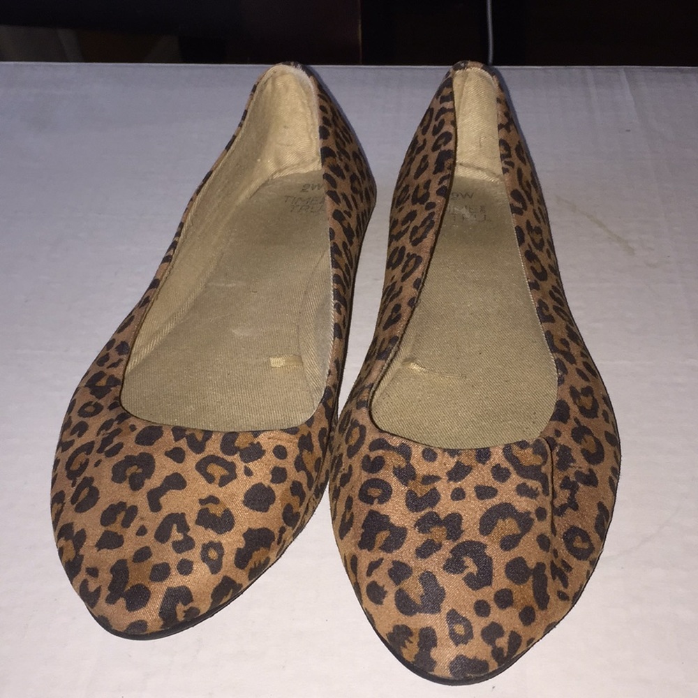 Time tru ladies leopard flats